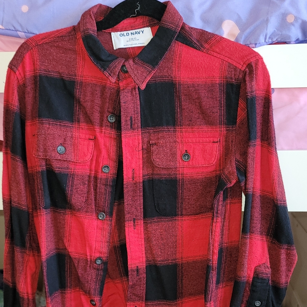 Unisex, Old Navy red plaid/checkered shirt